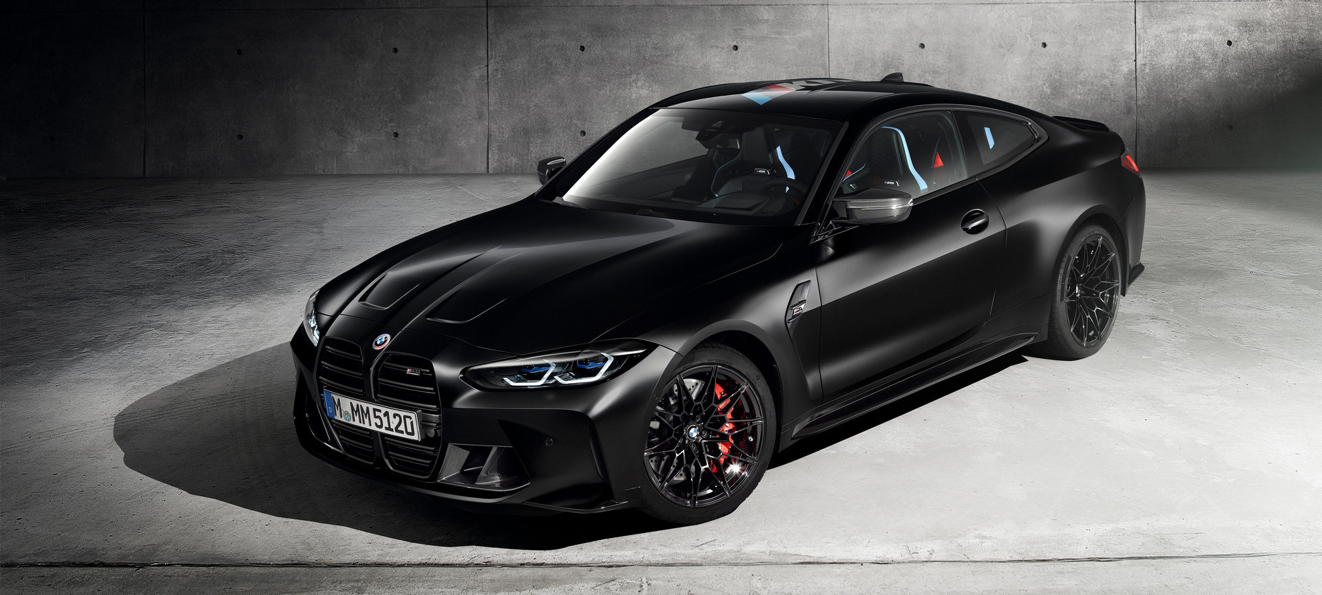 BMW Group представляет специальную серию BMW M4 Competition Coupe в коллаборации с брендом Kith