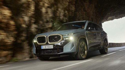 Первый в истории BMW XM.