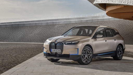 BMW Group представляет дизайн BMW iX — своего нового технологического флагмана