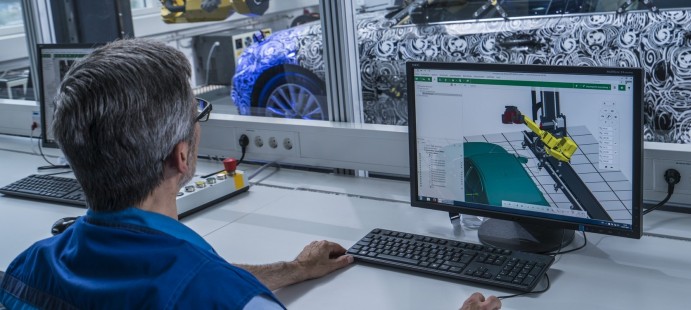Виртуальный BMW 5 СЕРИИ: уникальная технология оптического измерения для создания 3D-модели автомобиля нового поколения.